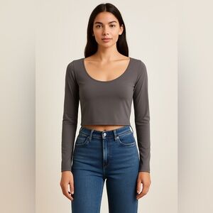 Almere Long Sleeve Scoop Neck Crop Top Gray Size L